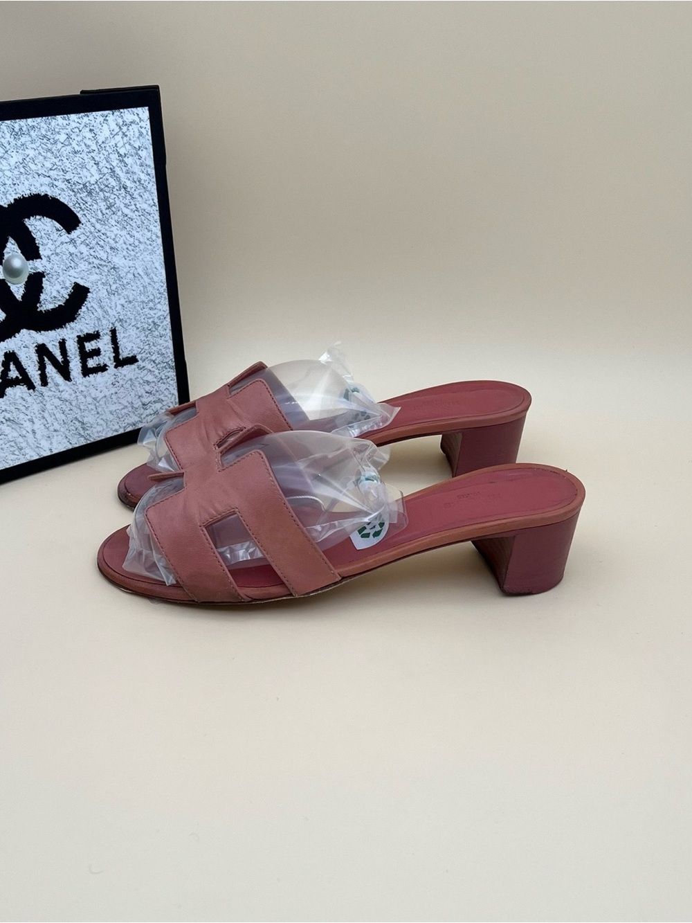 🚩steal Hermes Dusty Rose Slide Mules with Low Block Heel